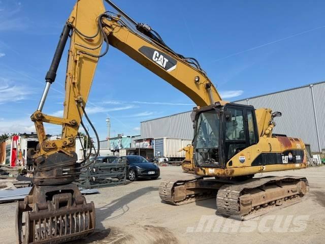 CAT 320 D L Bandgrävare