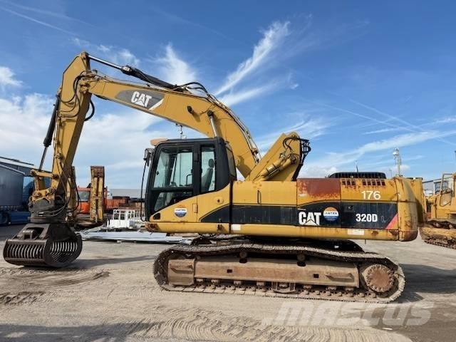 CAT 320 D L Bandgrävare