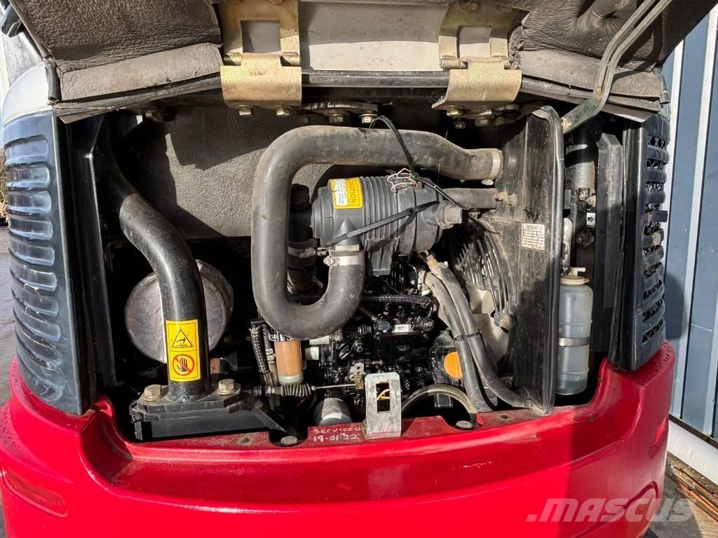 Takeuchi TB 23 R Minigrävare < 7t