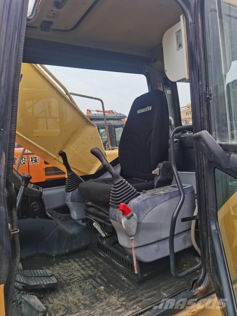 Komatsu PC200-7 Bandgrävare