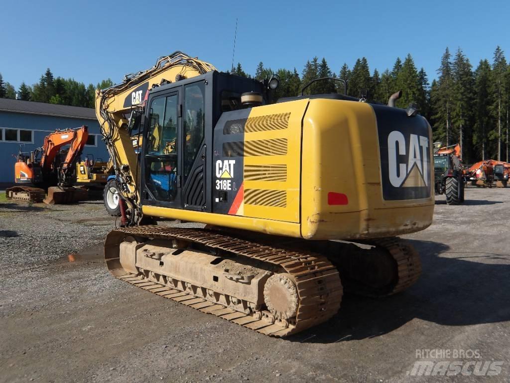 CAT 318 E L Bandgrävare