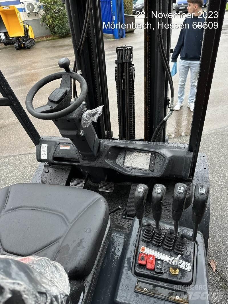 Doosan D30NXS Dieselmotviktstruckar