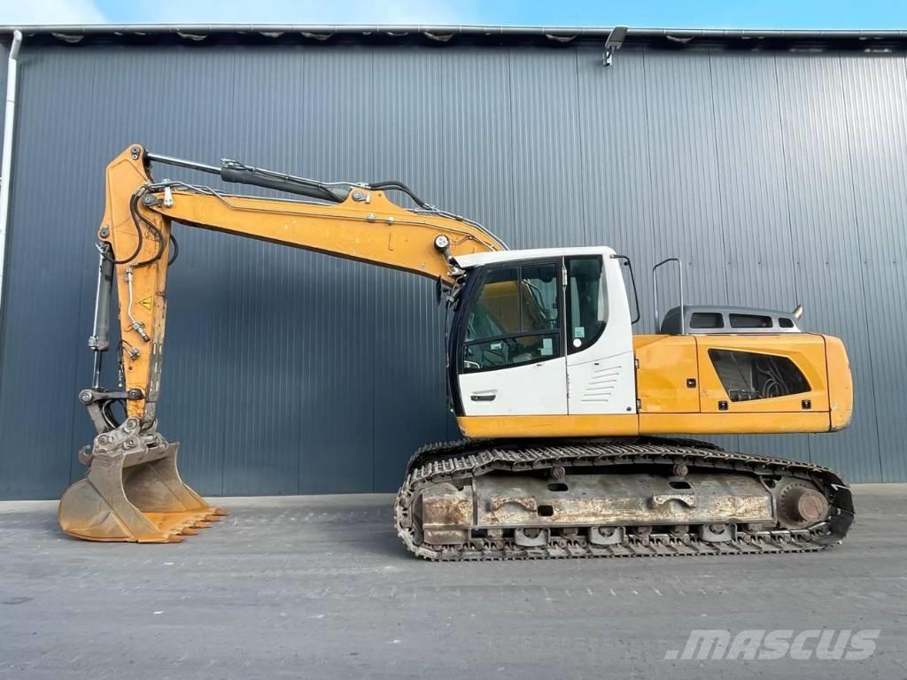 Liebherr R922 SLC Bandgrävare