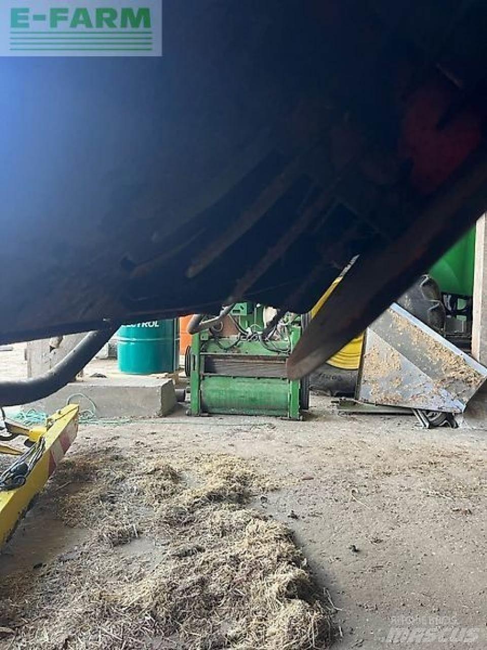 CLAAS tucano 470 Skördetröskor