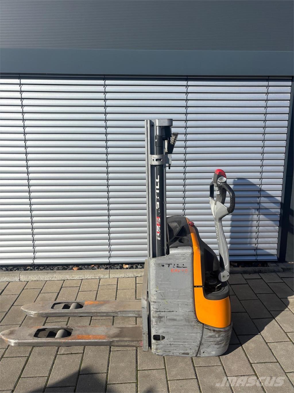 Still EXV12 Staplare