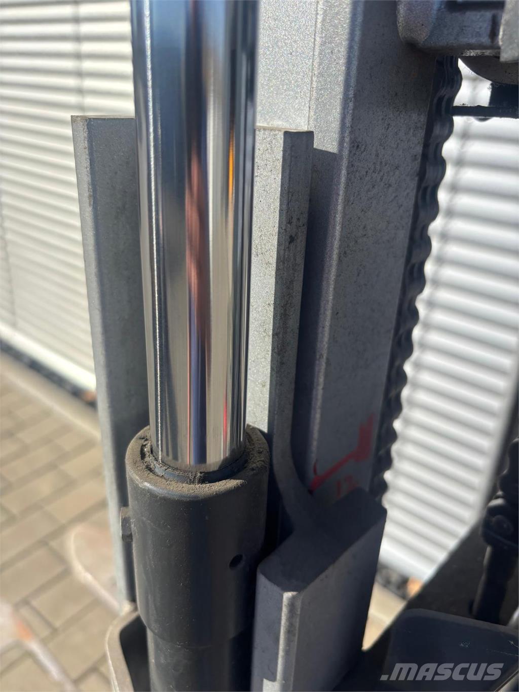 Still EXV12 Staplare