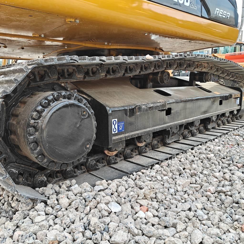 CAT 325 D L Bandgrävare