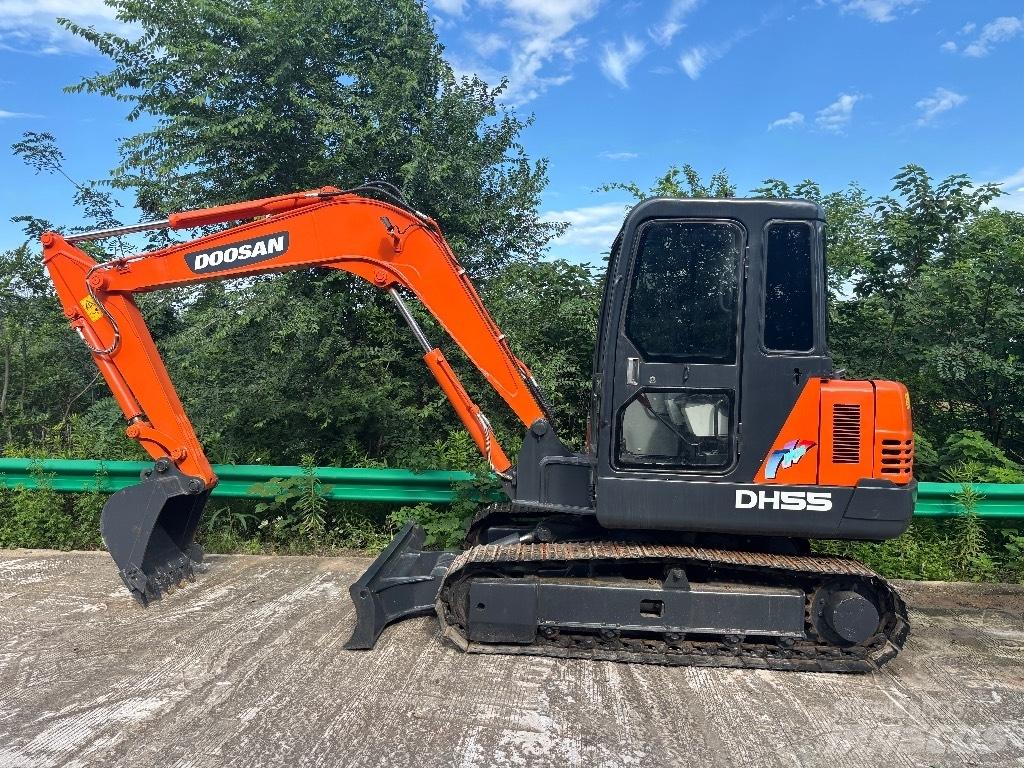 Doosan DH 55 Minigrävare < 7t