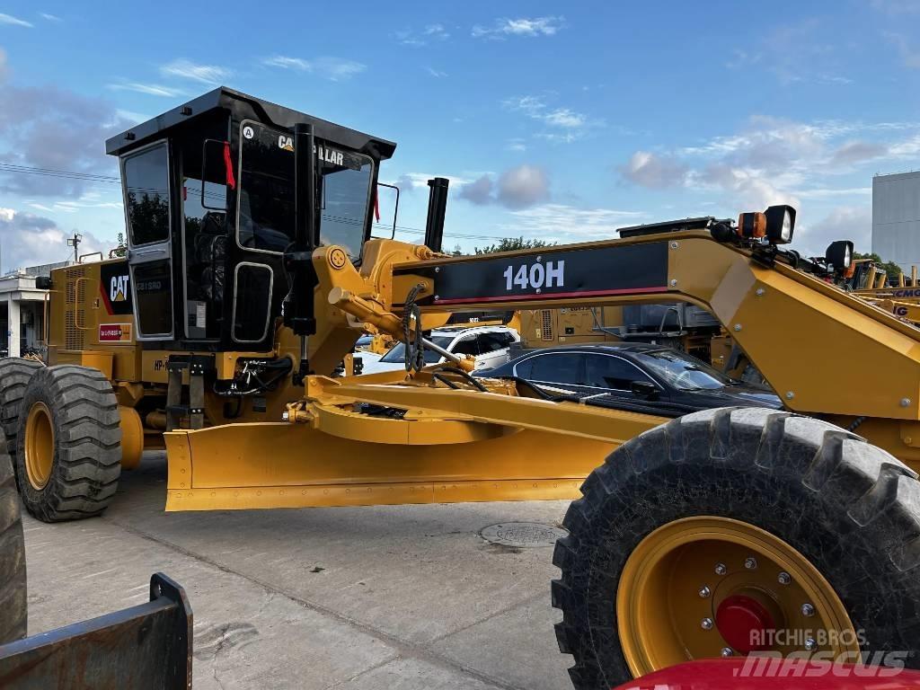 CAT 140 H Väghyvlar