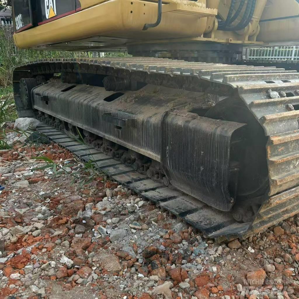 CAT 320 C Bandgrävare