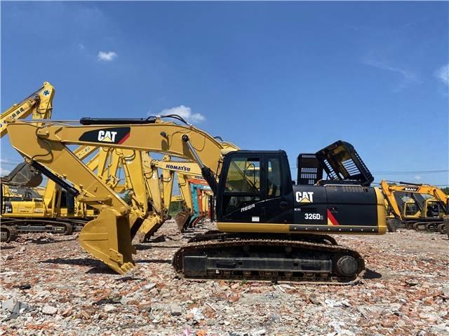 CAT 326D2 Bandgrävare