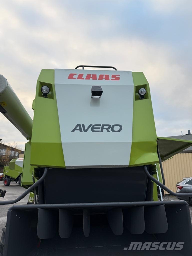 CLAAS Avero 240 Skördetröskor