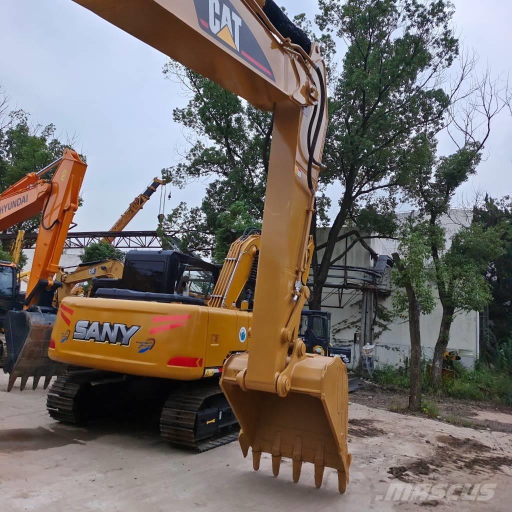 CAT 320 C L Bandgrävare