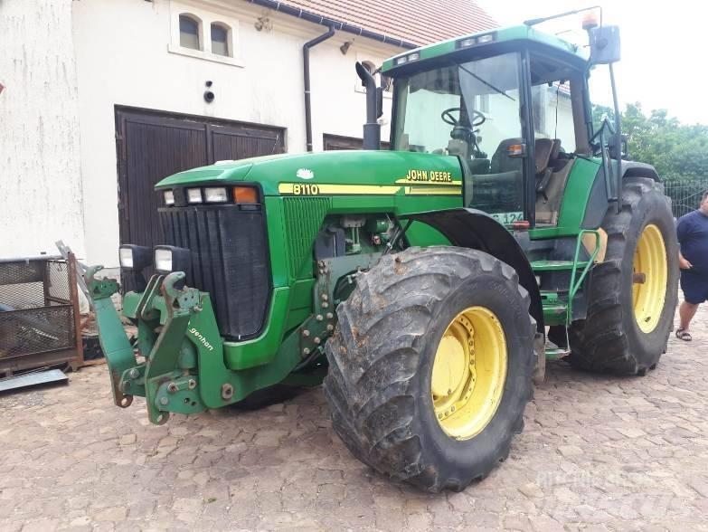 John Deere 8110 Traktorer
