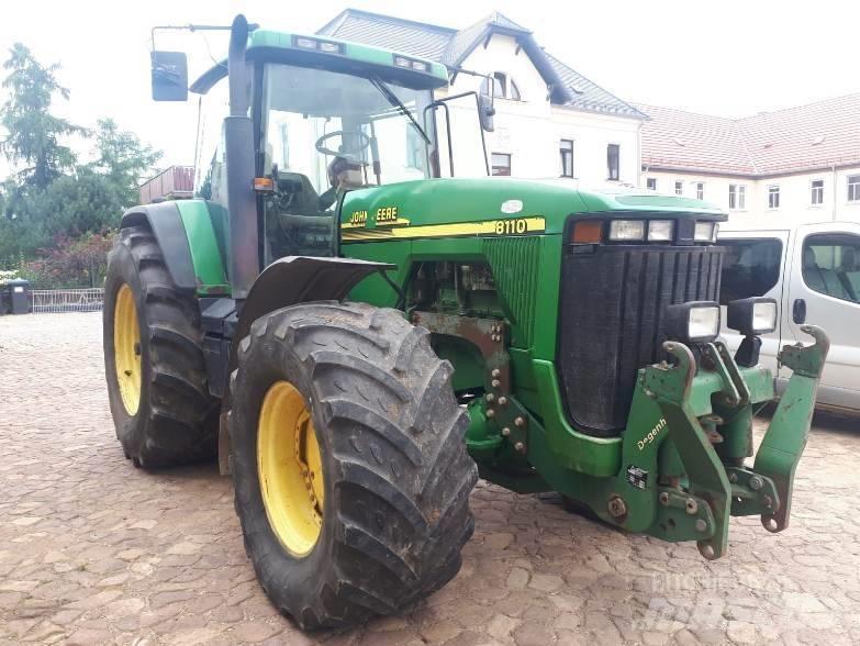 John Deere 8110 Traktorer