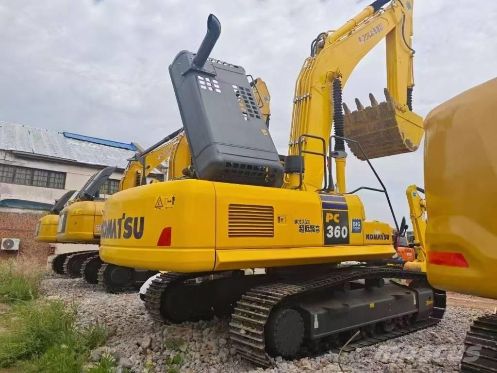 Komatsu 360-8 Bandgrävare