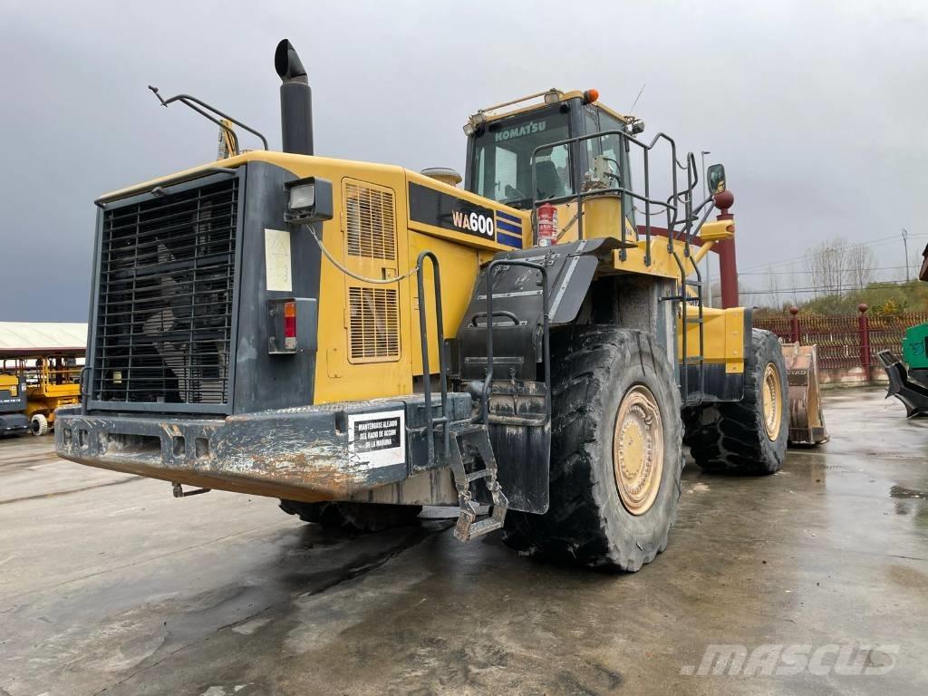 Komatsu WA 600-6 Hjullastare