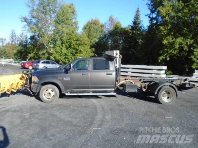 Dodge Ram 4500 HD Snöblad och plogar