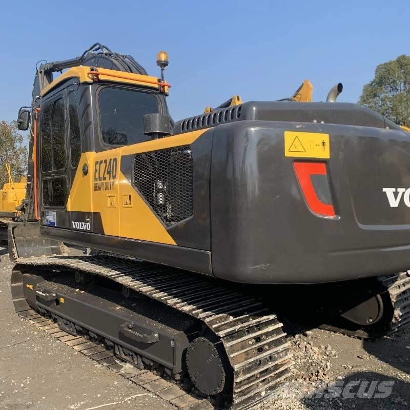Volvo EC 240 Bandgrävare