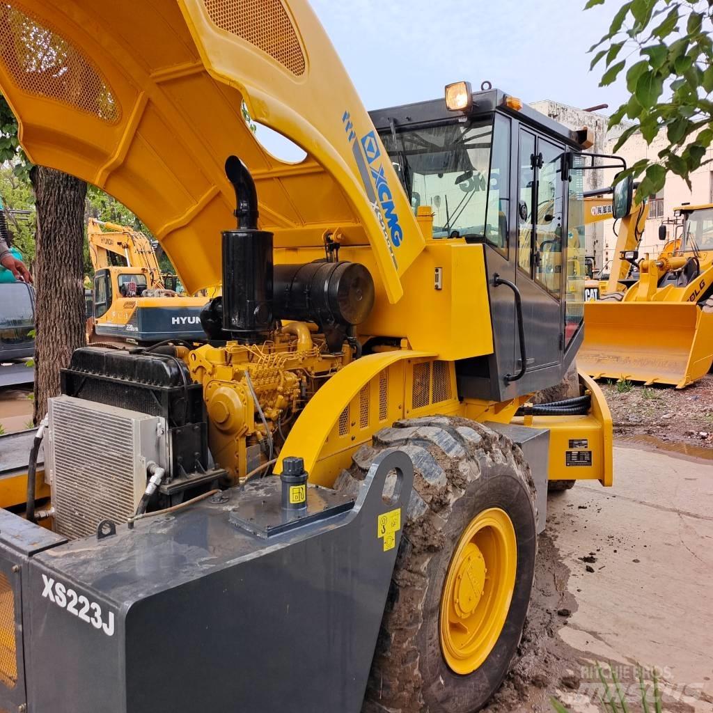 XCMG XS 223 J Envalsvältar