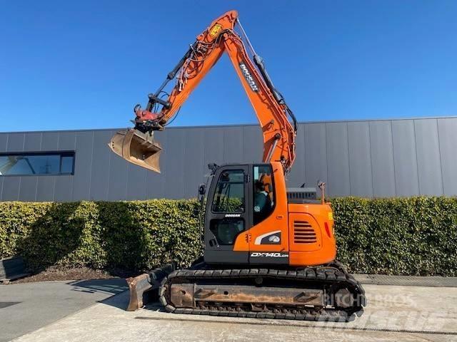 Doosan DX 140 LCR-5 Bandgrävare