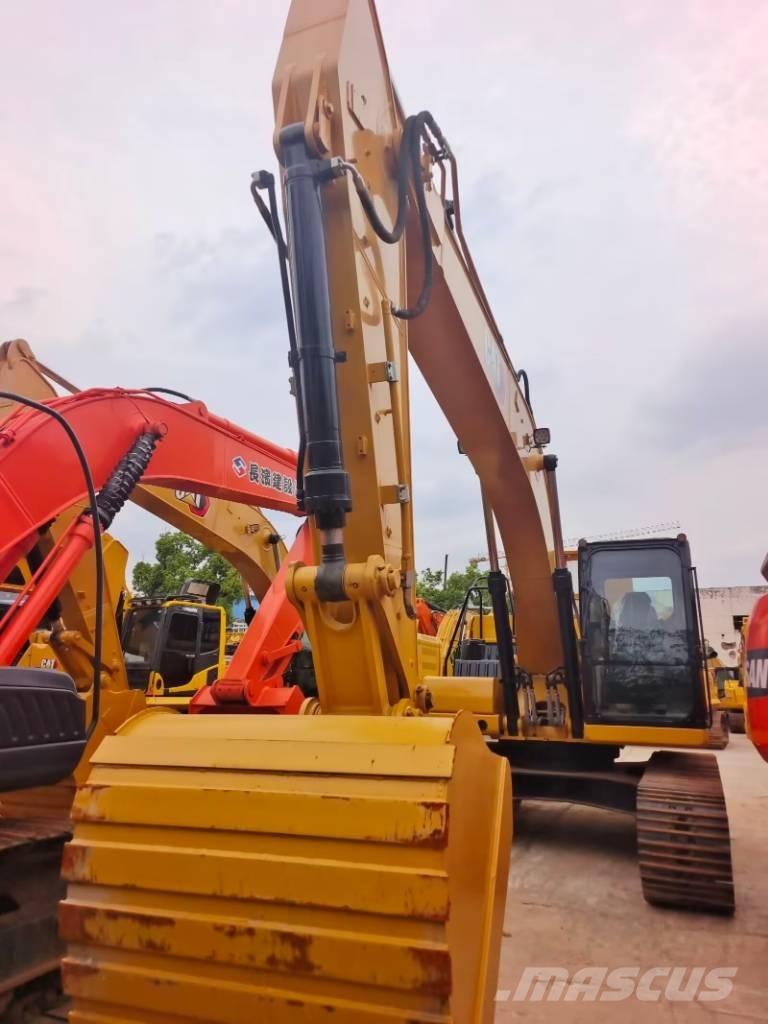 CAT 323 GC Bandgrävare