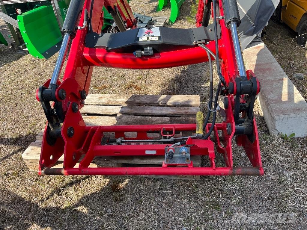 Massey Ferguson 945 Frontlastare och grävare