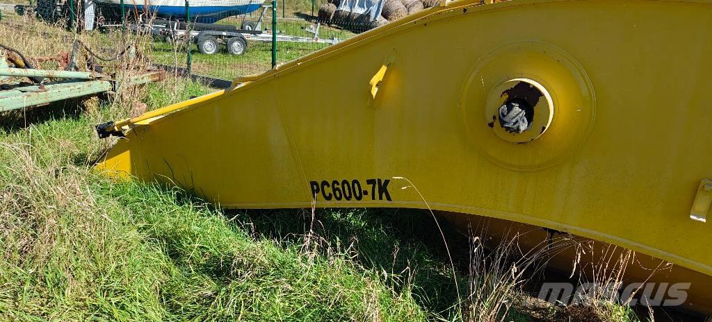 Komatsu PC 600-7K Bommar och stickor