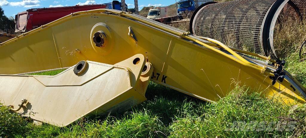 Komatsu PC 600-7K Bommar och stickor