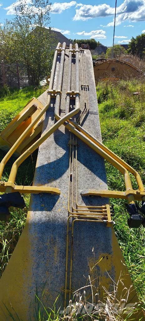 Komatsu PC 600-7K Bommar och stickor