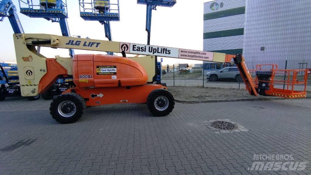 JLG 800 AJ Bomliftar