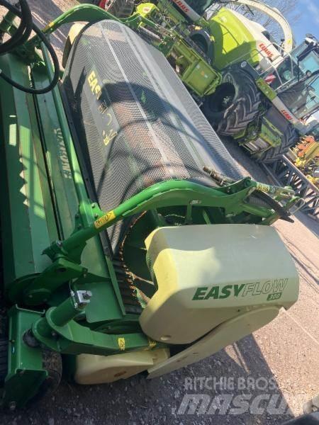 Krone BIG X 700 Självgående fälthackar