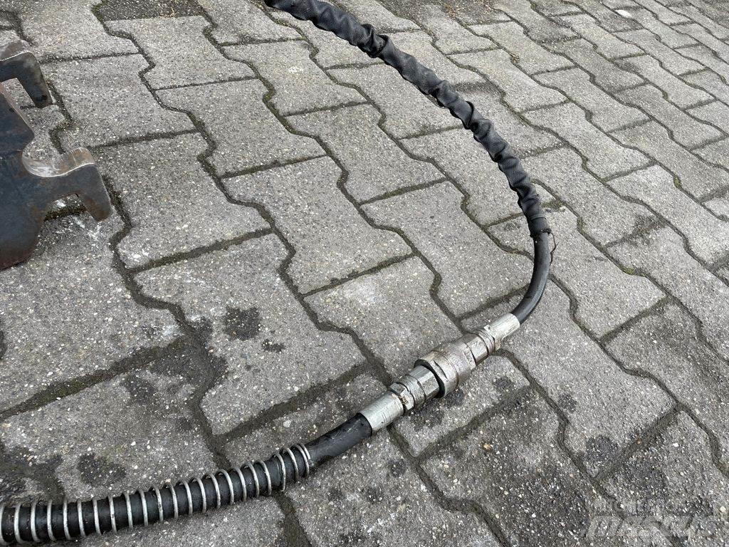 Gehl GS35 Hydraulhammare