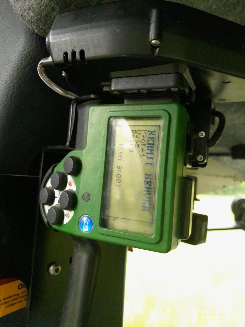 John Deere 1270 G Skördare