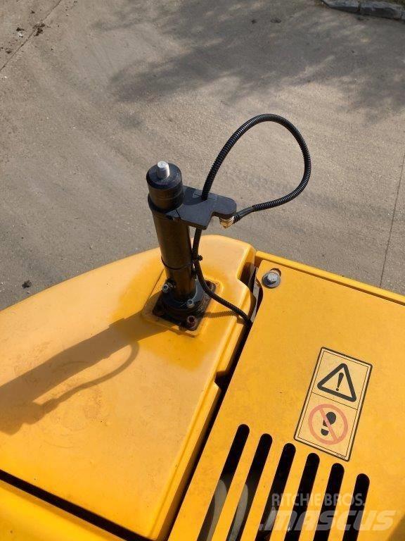 JCB 245 XR Bandgrävare
