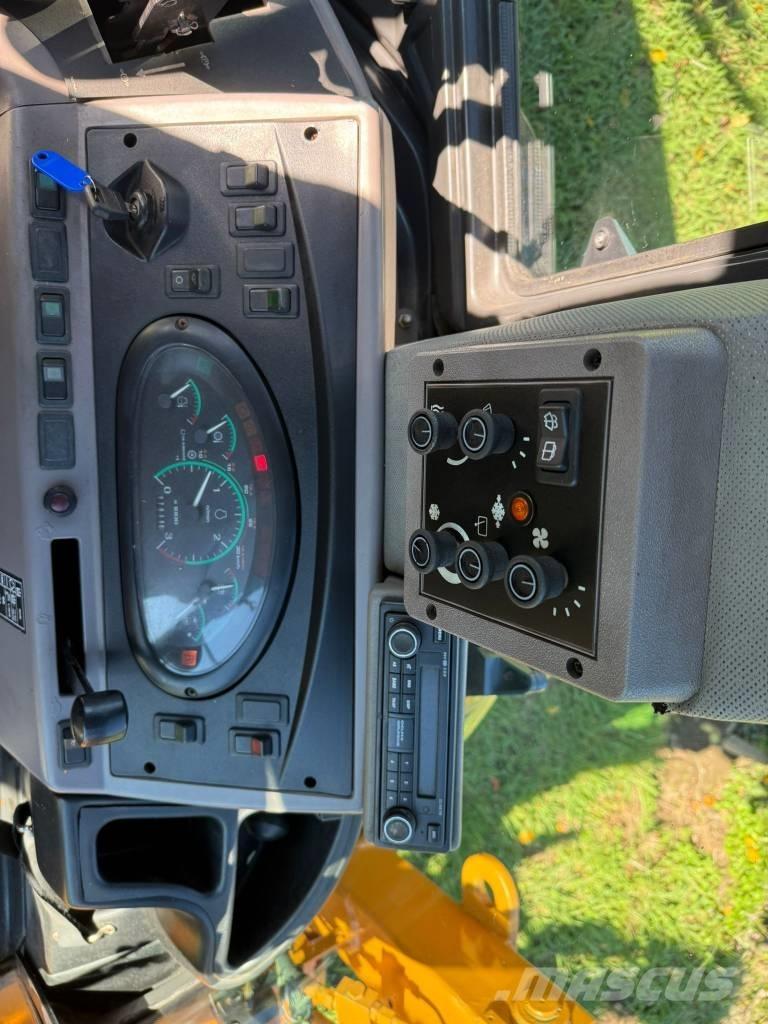 CASE 590 SM Grävlastare