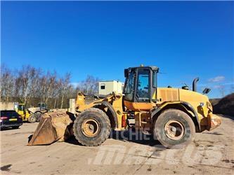 CASE 821 F Hjullastare