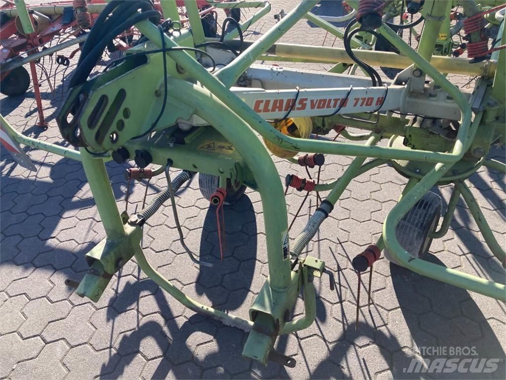 CLAAS Volto 770 Vändare och luftare
