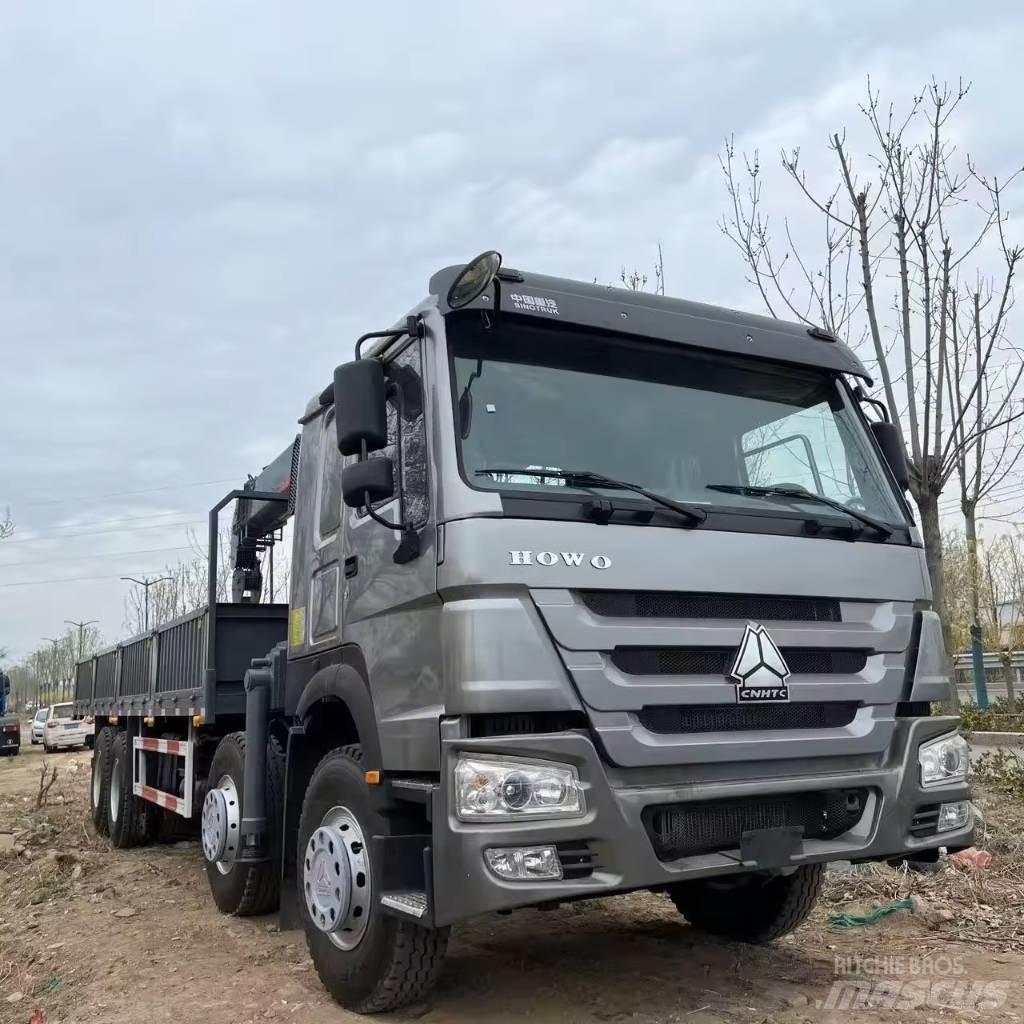 Howo 371 8x4 Kranbilar