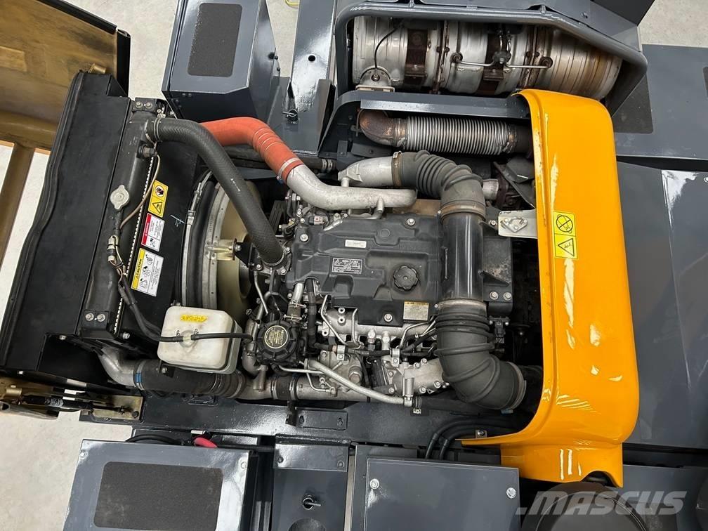 Kato CR 130 Ri Allterrängkranar