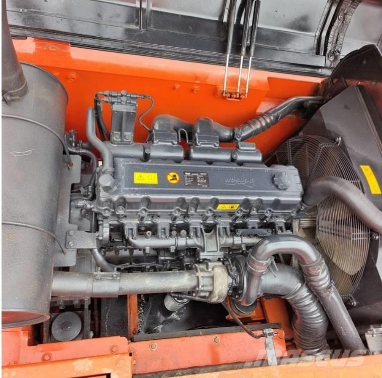 Doosan DX 340 LC Bandgrävare