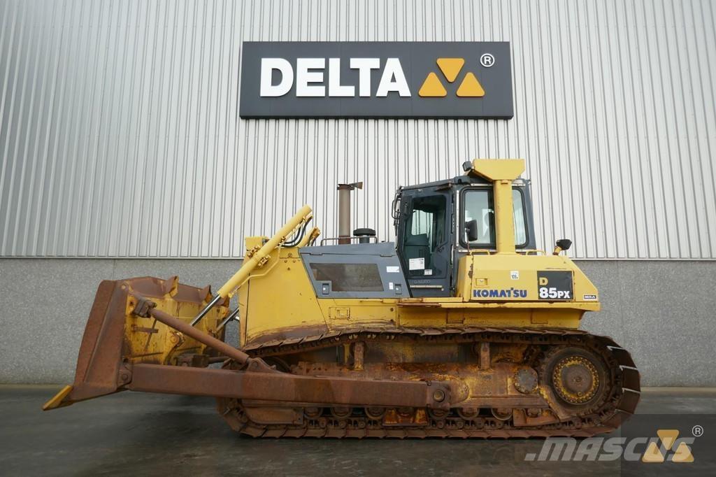 Komatsu D85PX-15EO Bandschaktare