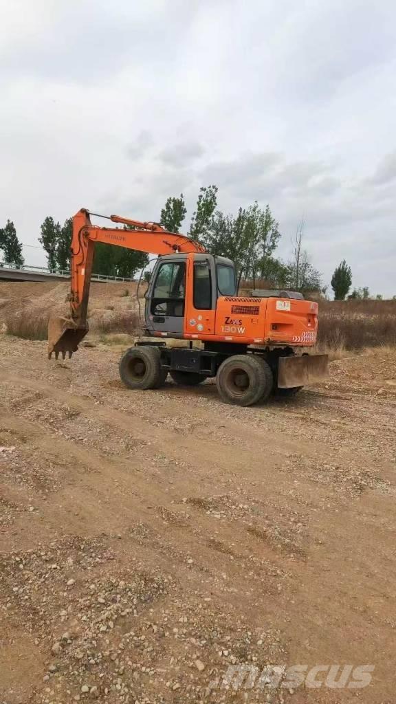 Hitachi ZX130W Hjulgrävare