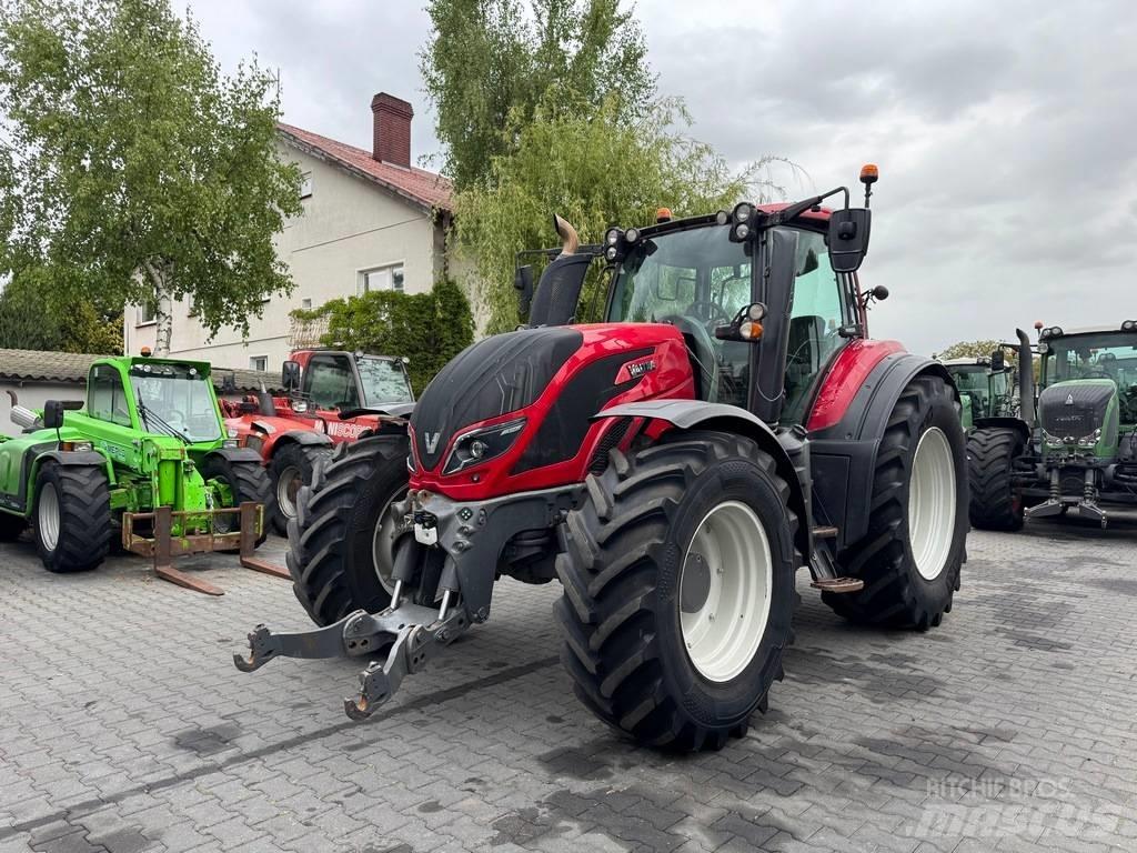 Valtra T234 VERSU Traktorer