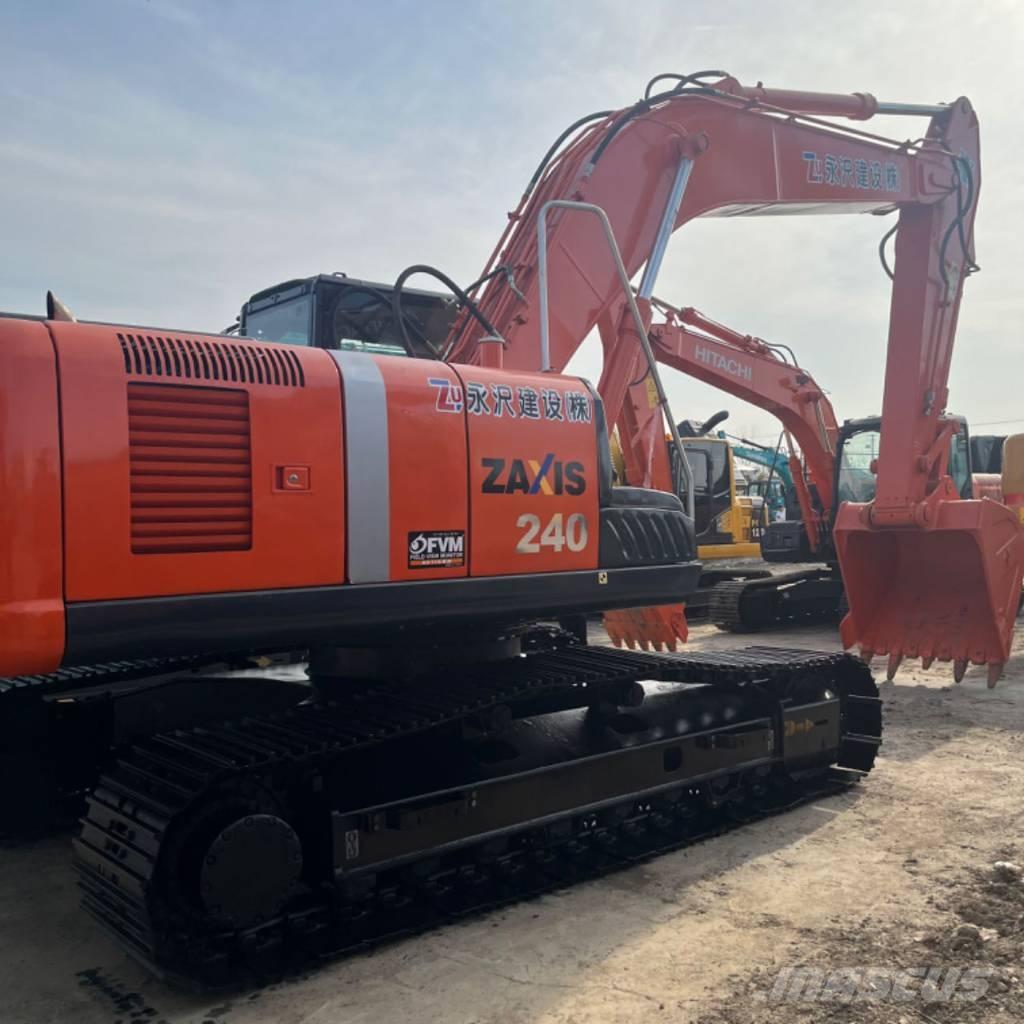 Hitachi ZX 240 Bandgrävare