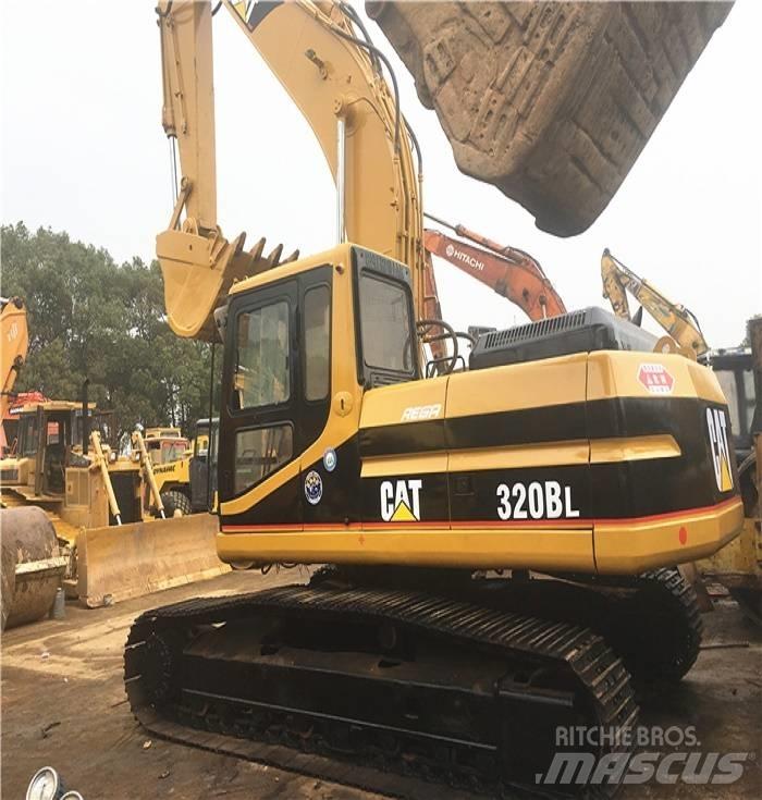 CAT 320 B L Bandgrävare