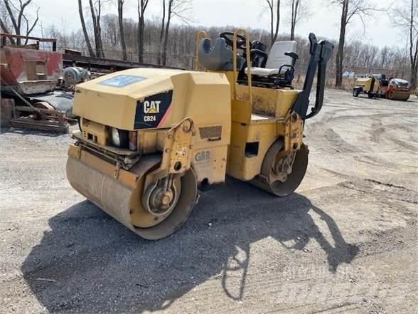 CAT CB24 Envalsvältar