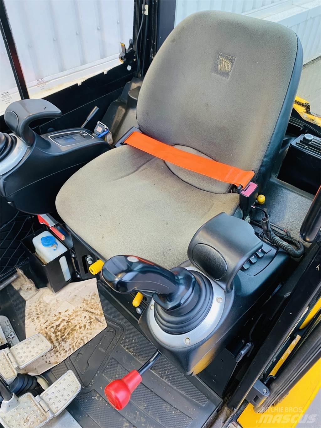 JCB 8026CTS Minigrävare < 7t