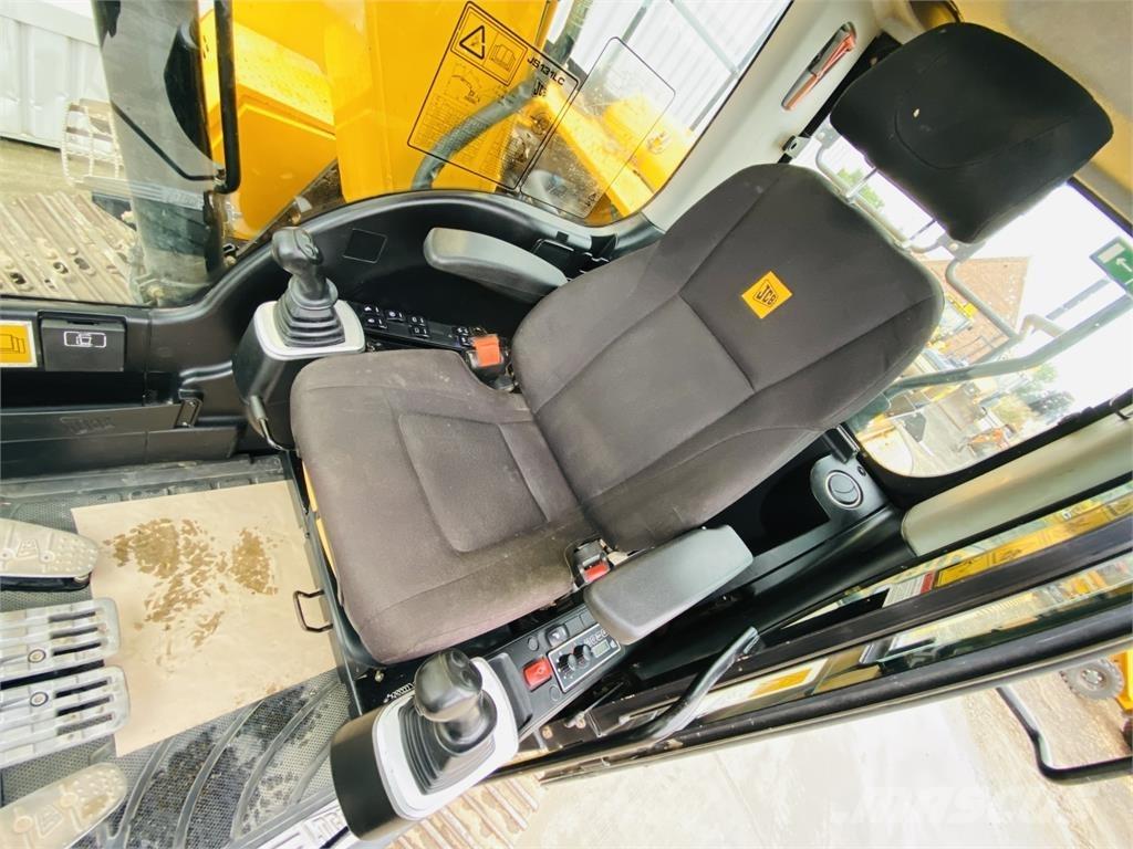 JCB JS131LC+ Bandgrävare