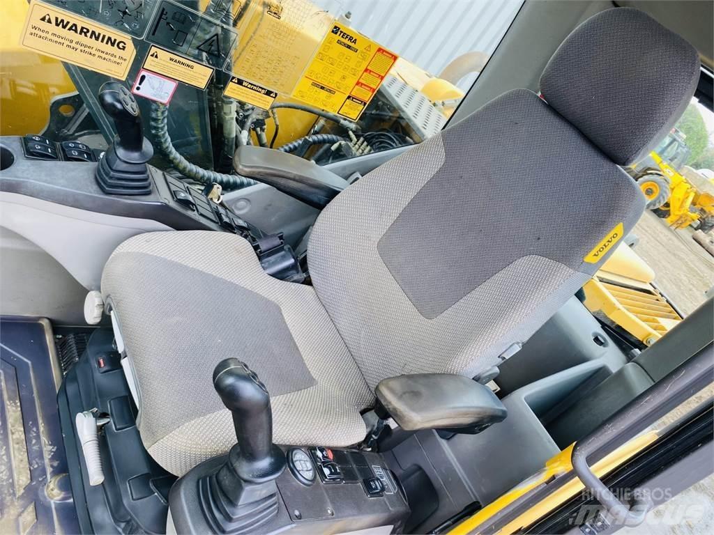 Volvo EC140CL Bandgrävare